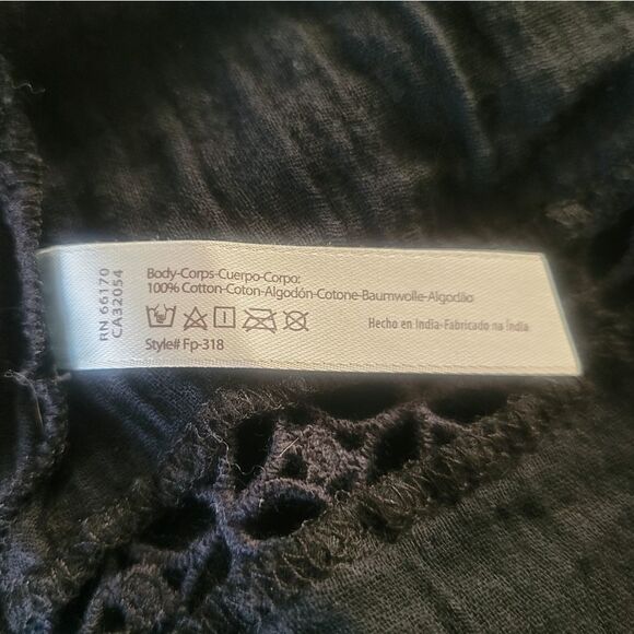 Free People FP One Flaw Away Back Crochet Tank Size XS - Picture 8 of 9